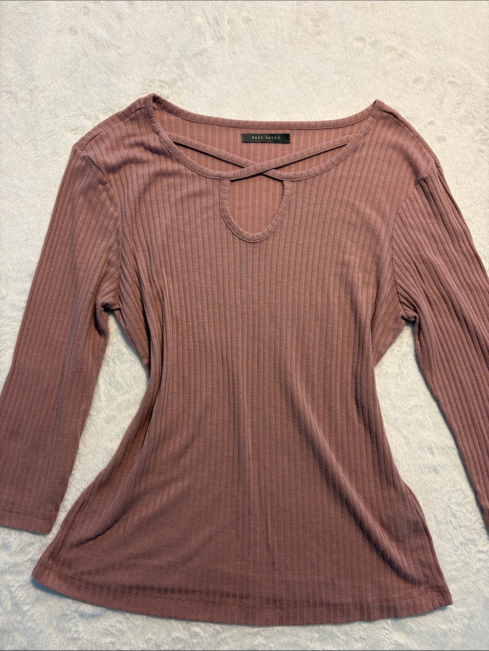 Suzy Shier Rose Taupe Ribbed Keyhole Long Sleeve Top